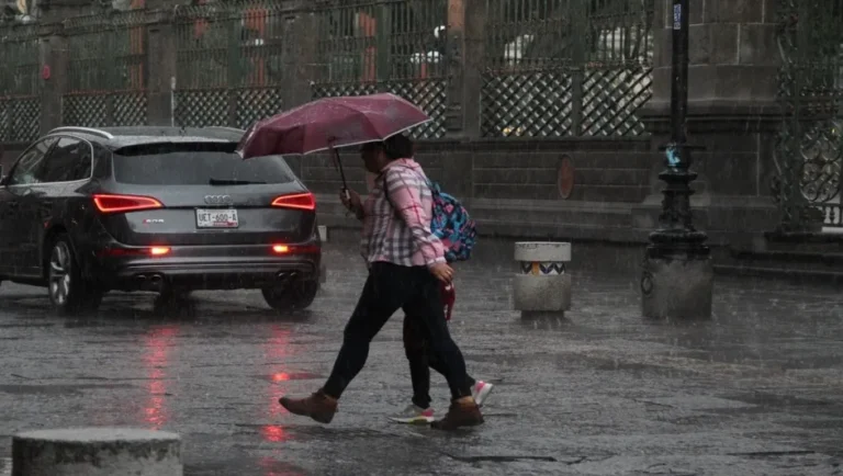 Destacan probabilidad de lluvia y frío para este jueves en NL