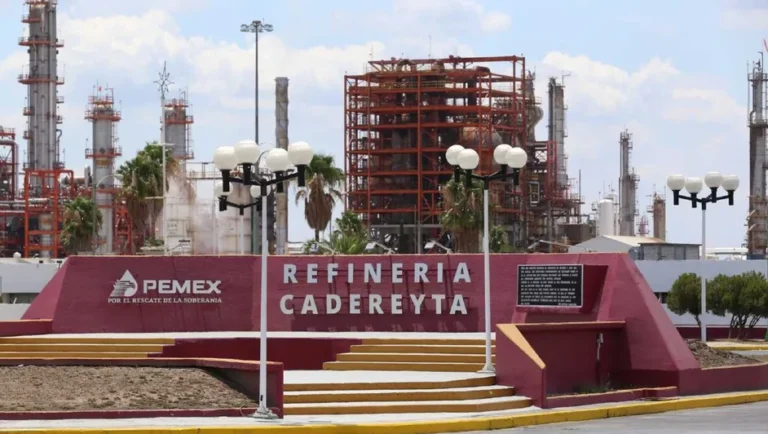 Notifica Medio Ambiente a refinería de Cadereyta sobre posible visita extraordinaria