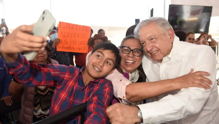 «Me van a seguir haciendo lo que el viento a Juárez», señala AMLO tras reportaje de NYT