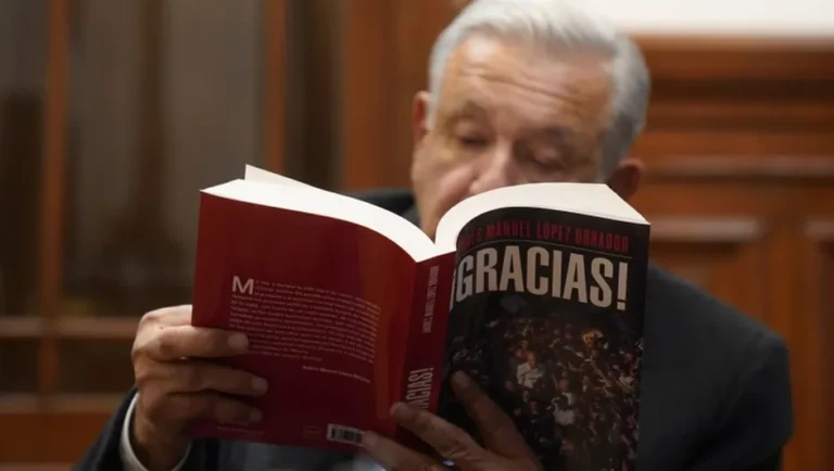 TEPJF analizará el proyecto sobre el libro ‘¡Gracias!’ de AMLO