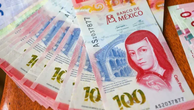 Peso mexicano cierra con su peor sesión desde mediados de enero