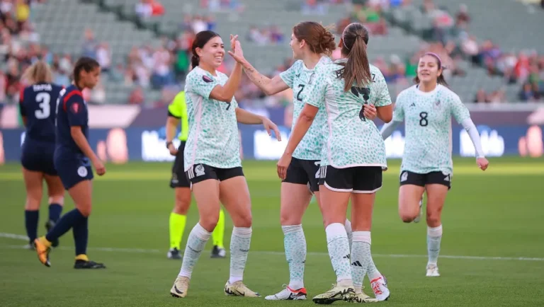 México Femenil golea a República Dominicana en la Copa Oro W