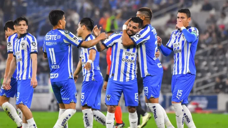 Rayados vence a Comunicaciones y avanza a los octavos de final de Concachampions