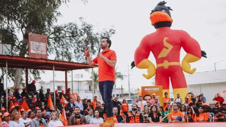 Álvarez Máynez planteó «justicia» a jornaleros que no son dueños de sus tierras