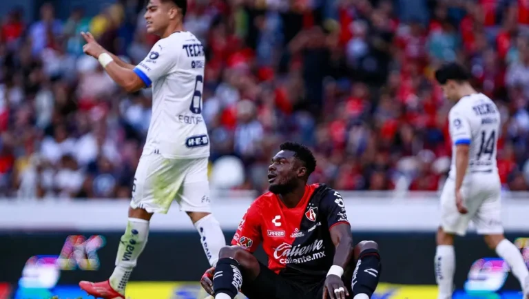 Rayados logra victoria contra Atlas en el Jalisco