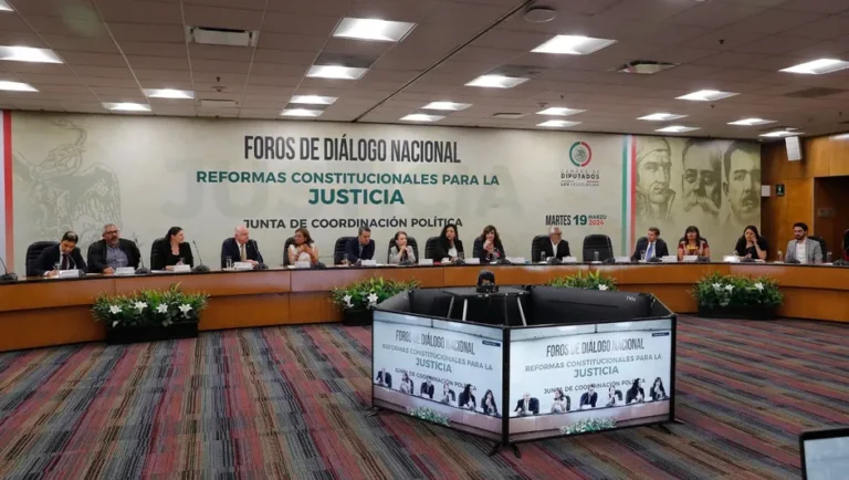 Rechazan expertos reformas de AMLO al Poder Judicial