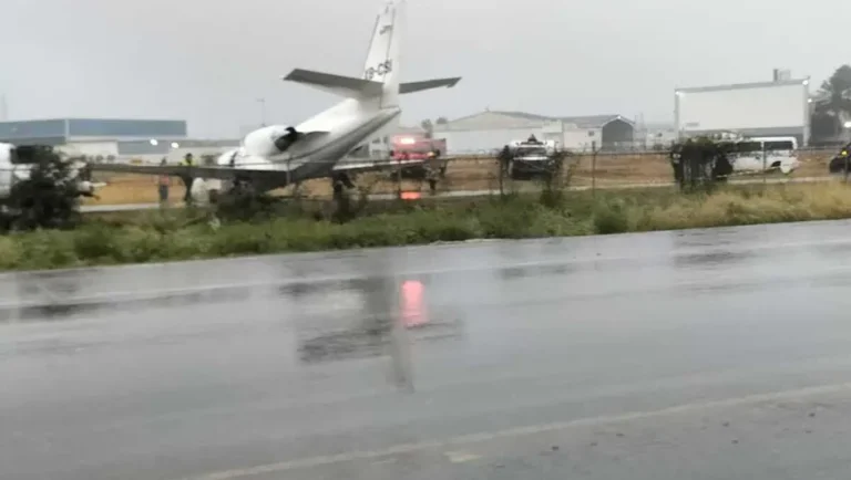 Cae avioneta en Aeropuerto del Norte en Apodaca, NL