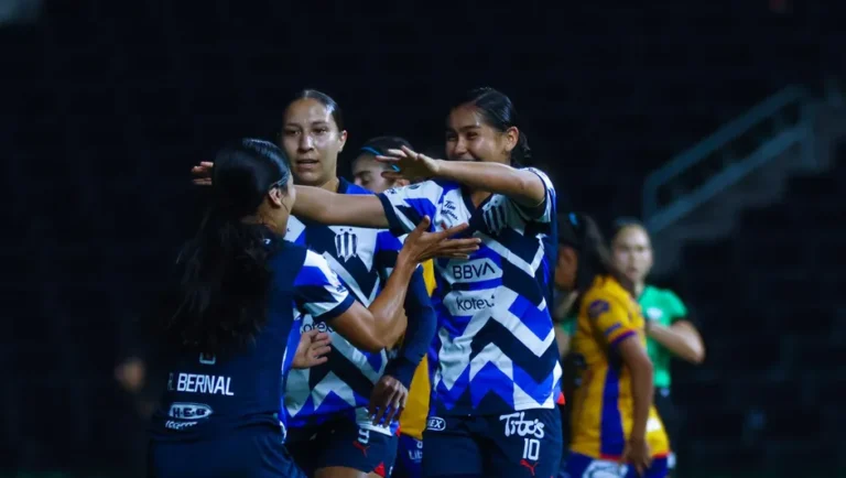 Rayadas recupera liderato tras vencer 7-0 a San Luis en la Liga MX Femenil