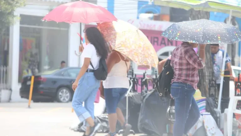 Seguirán las altas temperaturas con chubascos y tormentas en Nuevo León