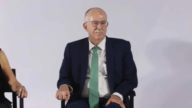 México puede producir más e importar menos: Julio Berdegué