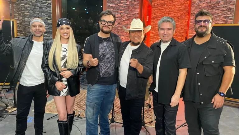 Aleks Syntek y La Casetera sacarán cumbia llamada «Furia regia»