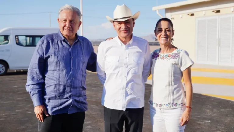 AMLO, Sheinbaum y Durazo supervisan avances de Central Fotovoltaica en Sonora