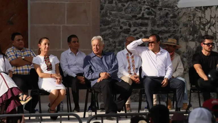 AMLO critica a oposición por no aceptar mayoría calificada de 4T en Congreso