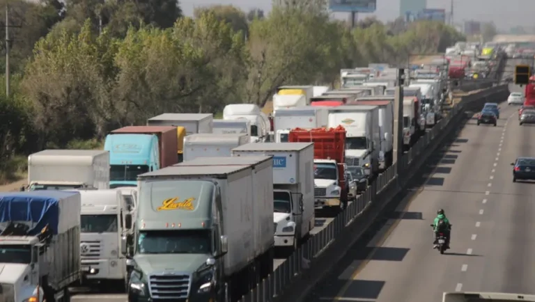 Escobedo pide a transportistas afectados por casos de corrupción a presentar sus quejas