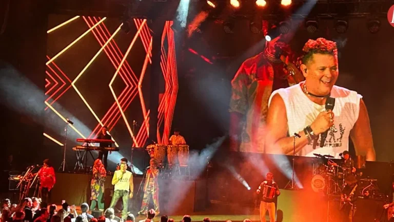 Carlos Vives presenta su concierto en el Escenario GNP en Monterrey