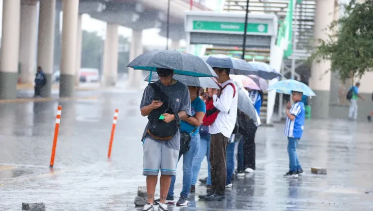 Prevén probabilidad de lluvias para este jueves en Nuevo León