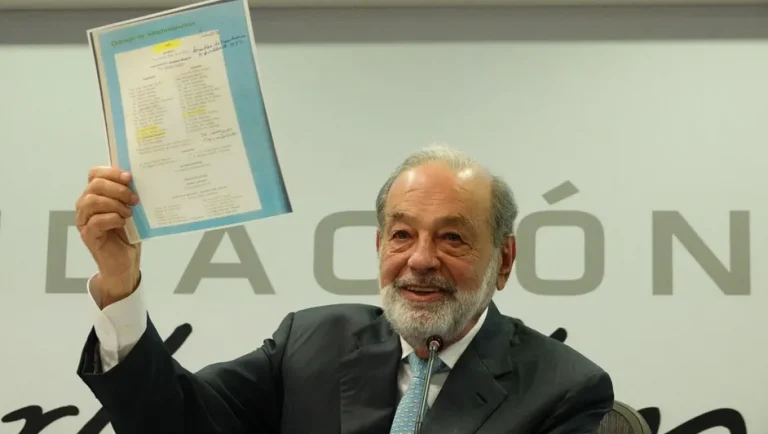 Carlos Slim lanza más de 600 libros gratuitos para descargar en PDF