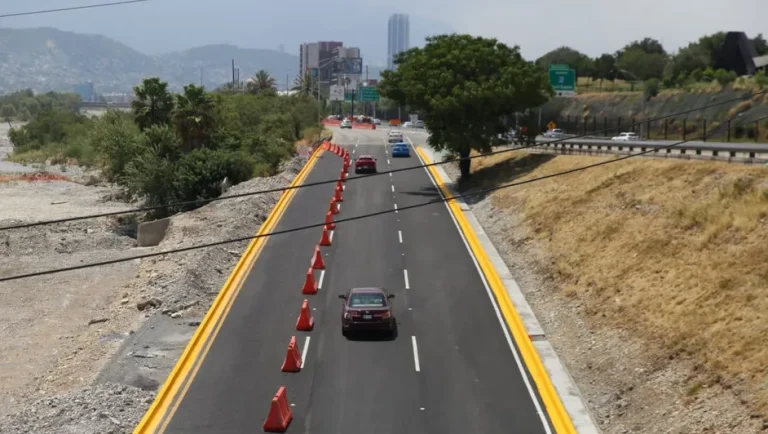 Reabren carriles exprés de Constitución tras daños por tormenta Alberto