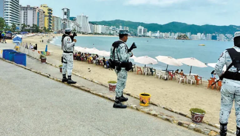 Prevén pérdidas de mil 500 mdp por el huracán ‘John’ en Acapulco