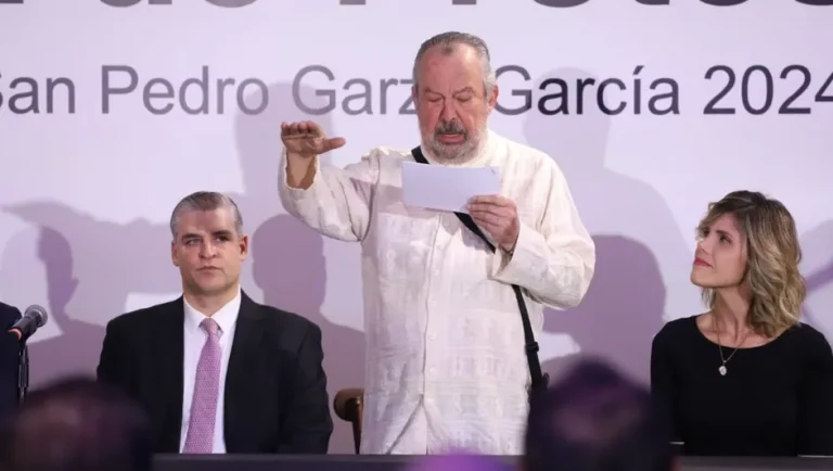 Mauricio Fernández rinde protesta como alcalde de San Pedro