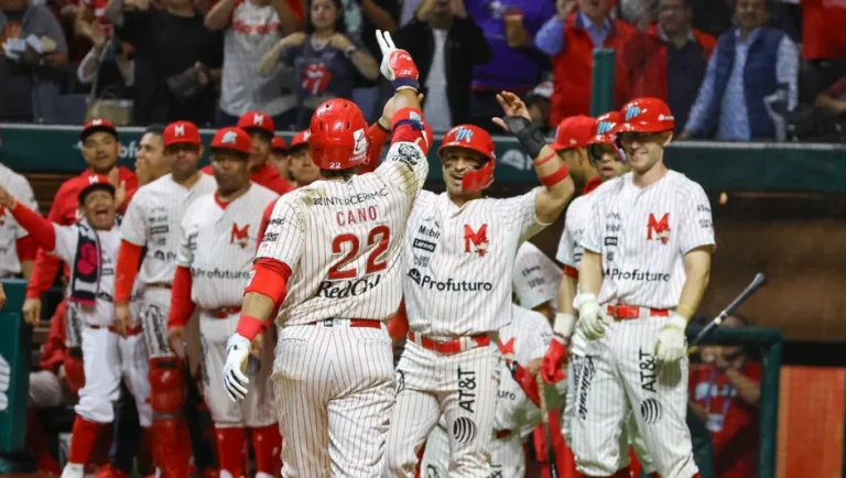 Diablos Rojos vence a Sultanes en Juego 2 de la Serie del Rey