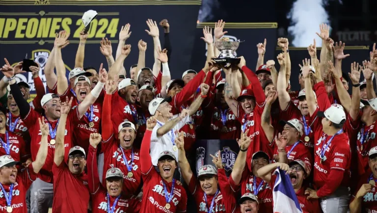 Diablos Rojos vencen a Sultanes y ganan la Serie del Rey 2024