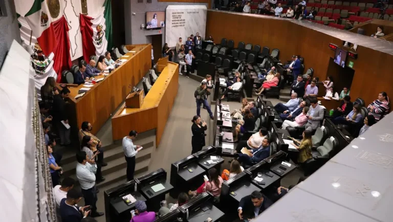 Morena perfila destrabar parálisis en Congreso de Nuevo León