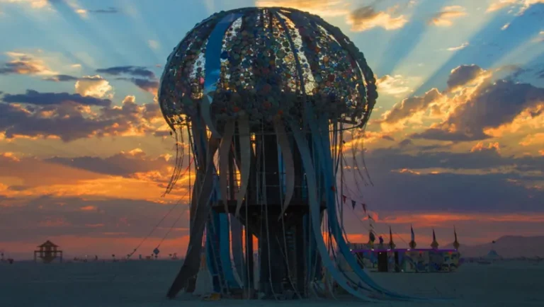 Comunitario, utópico y ambiental. Así es el exclusivo festival neohippie ‘Burning Man’