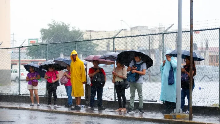 Prevén chubascos y lluvias ocasionales este viernes en Nuevo León