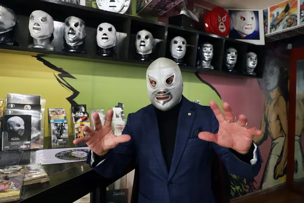 Hijo del Santo comenzará su gira de despedida de la Lucha Libre