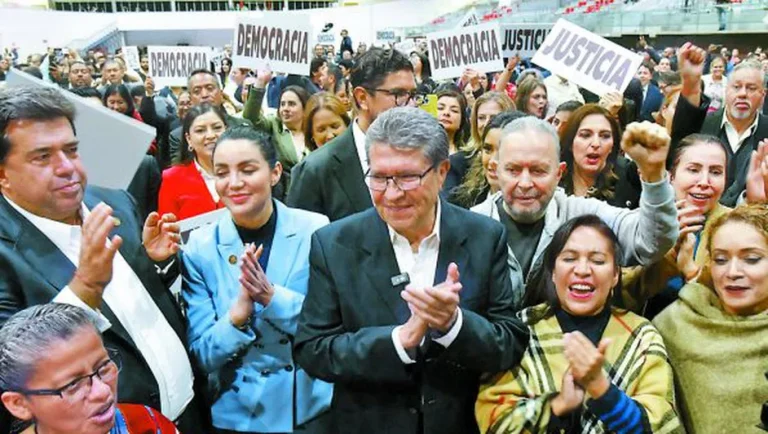 Emula la aplanadora trama del PRIAN durante el peñato