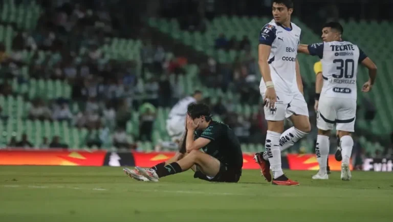 Cae Santos contra Rayados en casa