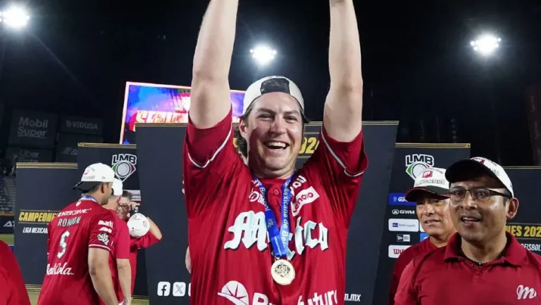 Trevor Bauer reencuentra su amor por el béisbol con Diablos Rojos