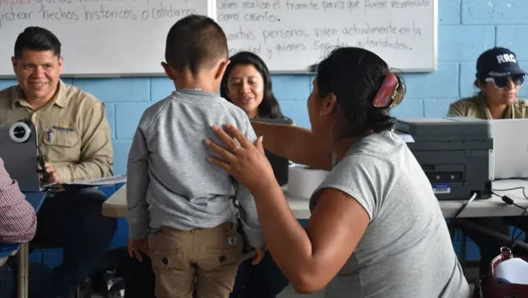 Más de 80 mexicanos permanecen desplazados en Guatemala