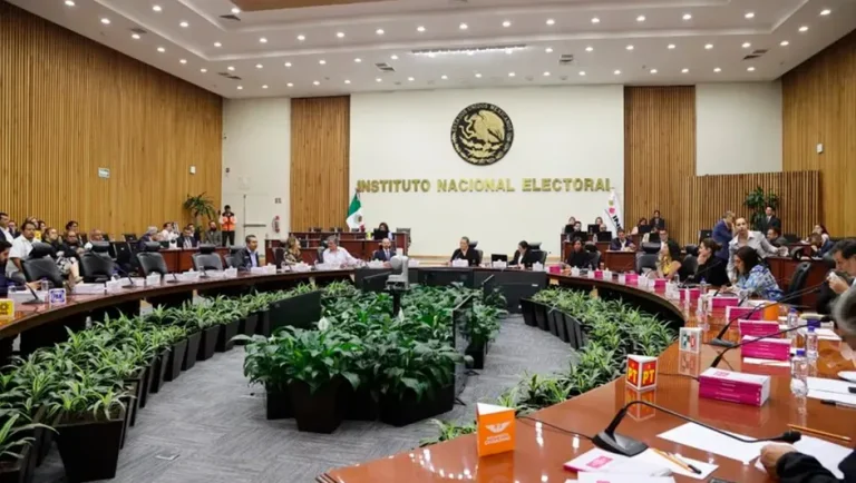 INE aprueba solicitar 13 mil 205 mdp para elección de juzgadores