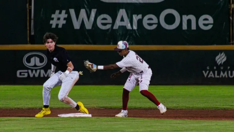 Sultanes de Monterrey vence a los Algodoneros en el Estadio Revolución