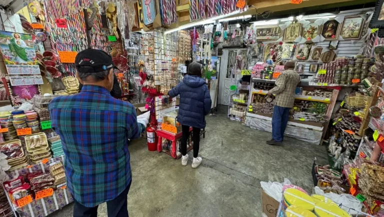 Aumentan ventas en comercios de la Basílica de Guadalupe en Monterrey