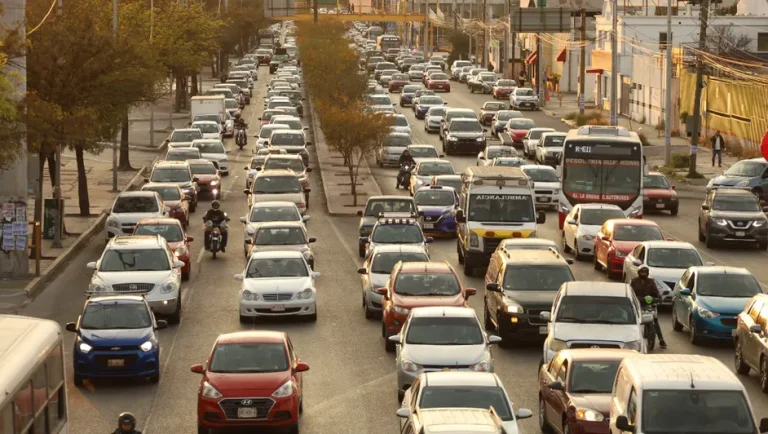 Movilidad en NL es un tema pendiente que urge ser atendido: Coparmex