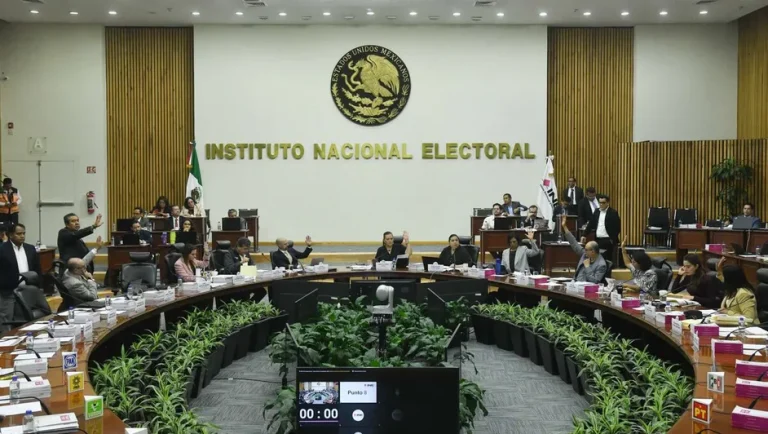 Comisión del INE aprueba reglas para encuestas en elección judicial