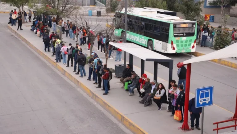 Modernizarán estaciones del transporte público en NL para hacerlas digitales