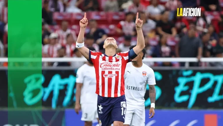 Chicharito Hernández anota gol histórico ante el Cibao en la Concachampions