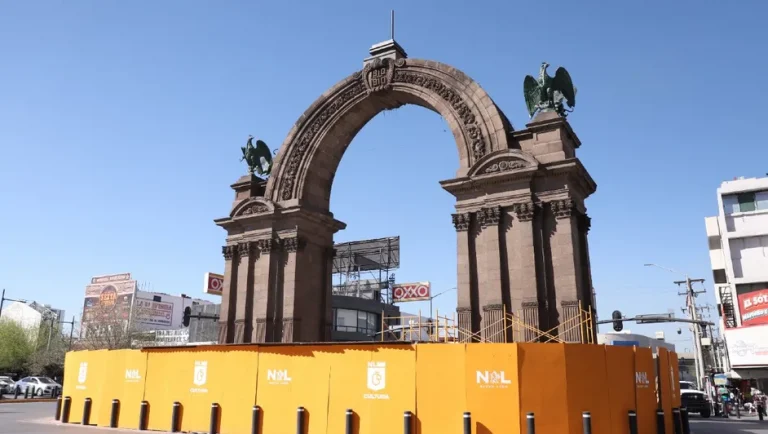 Arranca segunda fase de restauración del Arco de Independencia de Monterrey