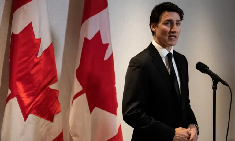 Trudeau no levantará aranceles a EUA, pero retrasará la segunda ronda