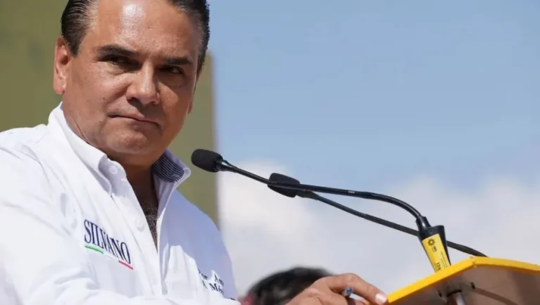 Dictan prisión preventiva contra cuatro ex colaboradores de Silvano Aureoles