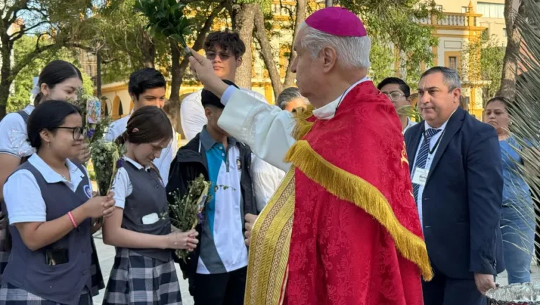 Inicia Semana Santa con Domingo de Ramos en Monterrey