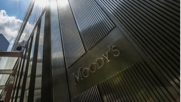 Moody’s: Pasivos por pensiones impactará el gasto de estados y municipios