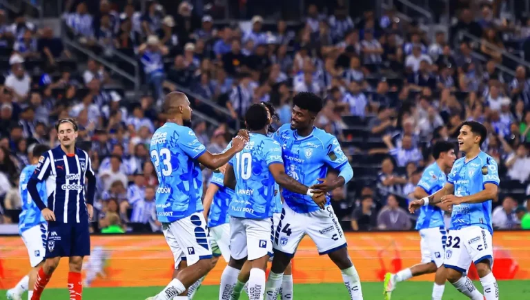 Pachuca vence a Rayados y avanza a la liguilla; irán contra el América