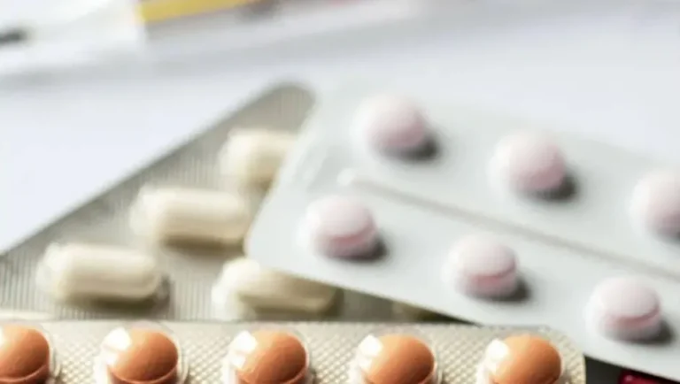 SE advierte que México debe triplicar su inversión farmacéutica en los próximos cinco años