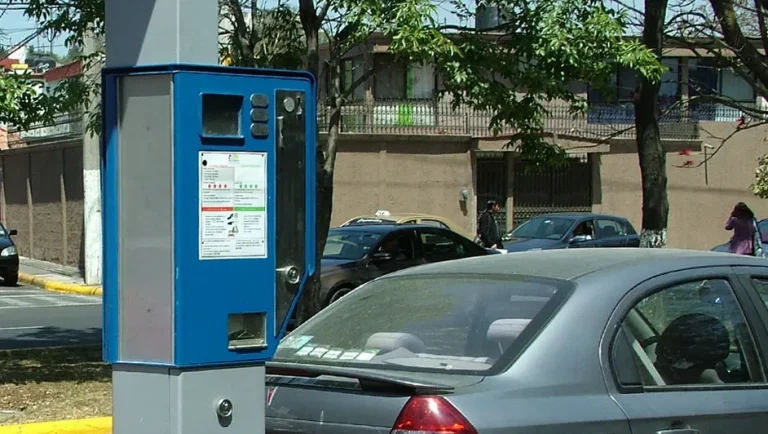 Aumentará costo de parquímetros en Monterrey
