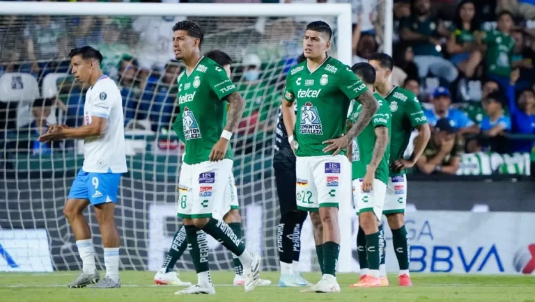 Cruz Azul derrota 3-2 a León en la Ida de Cuartos de Final del Clausura 2025
